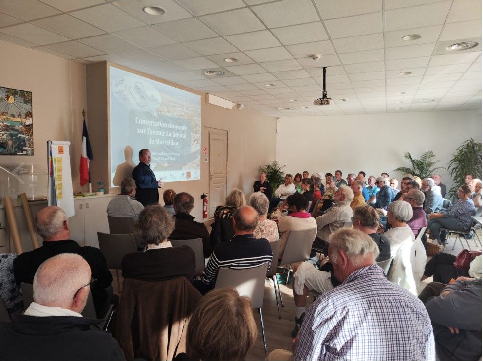 Réunion publique d'ouverture de la concertation citoyenne à Marseillan